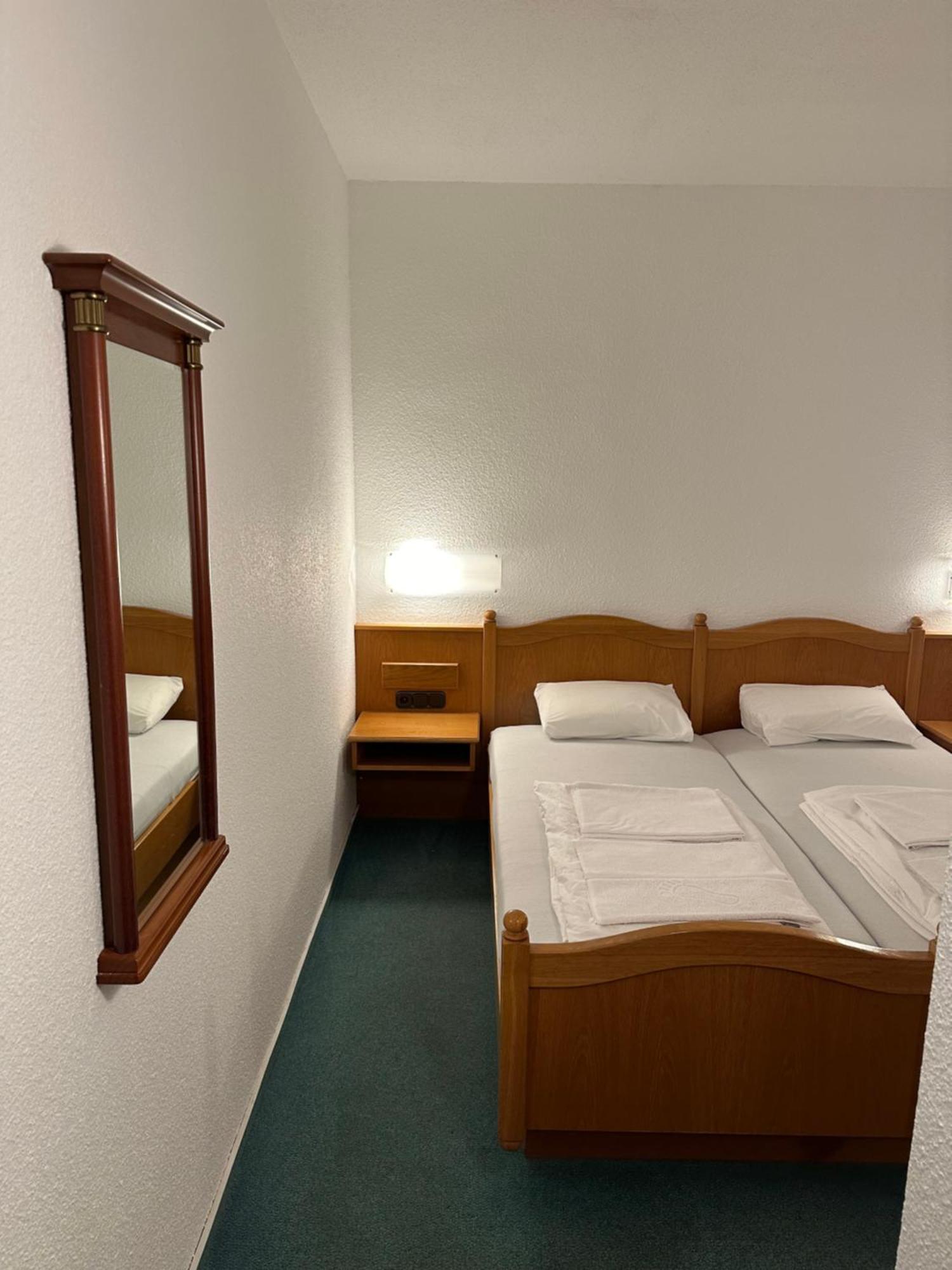 Hotel Sachsenhof Riesa Exterior photo